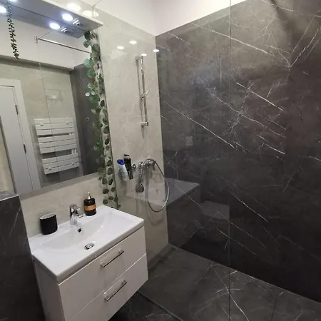 Sunset Rebreanu דירה *