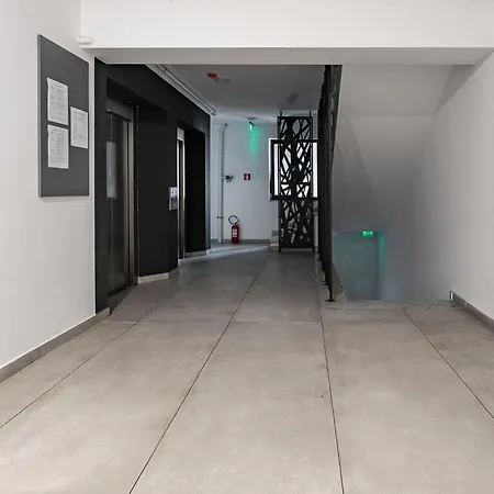 Sunset Rebreanu Апартаменты *