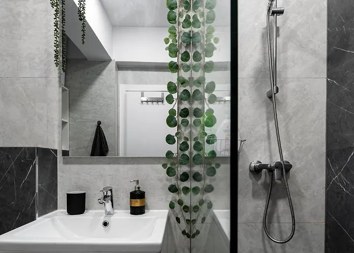 Sunset Rebreanu Bukarest