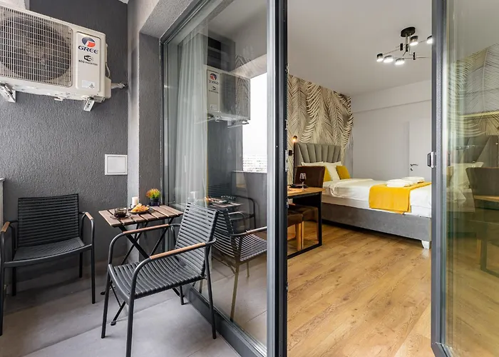 Sunset Rebreanu * Bukarest