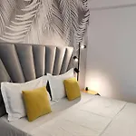 Sunset Rebreanu Apartman *